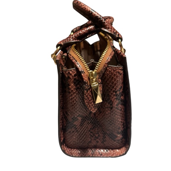 Michael Kors Mercer Extra-Small (XS) Python-Embossed Leather Bag. - Picture 4 of 5